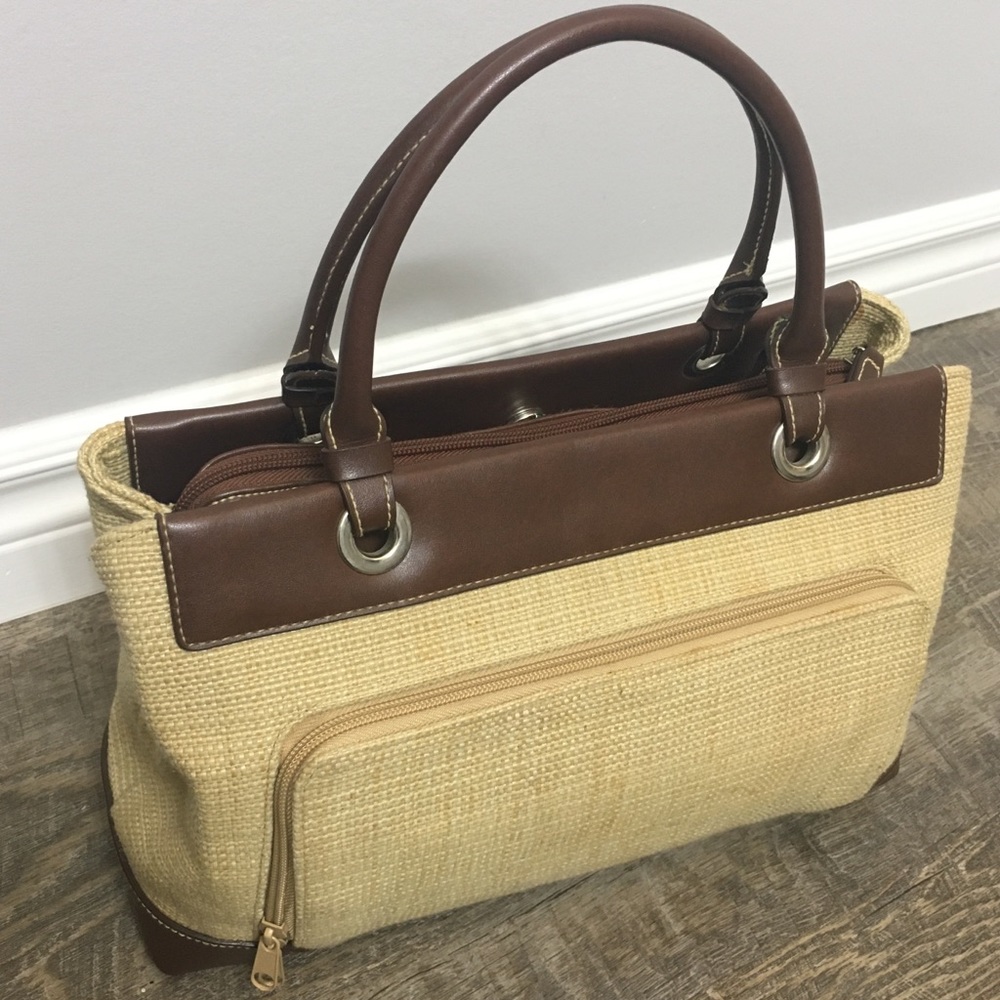 Woven Convertible Rossetti Purse & Portable Pocket - Picture 6 of 12